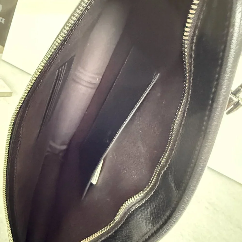 Gucci 735111 Black Saffiano Leather Shoulder Bag Messenger, Unisex, Luxury - Picture 15 of 16